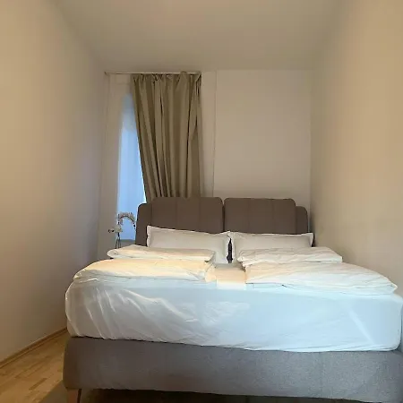 Gemuetliche Wohnung, Ruhige Lage 公寓 *