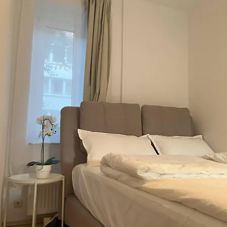 Gemuetliche Wohnung, Ruhige Lage * 埃森
