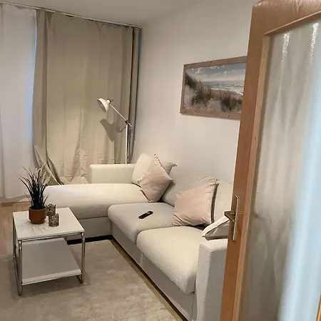 Gemuetliche Wohnung, Ruhige Lage شقة